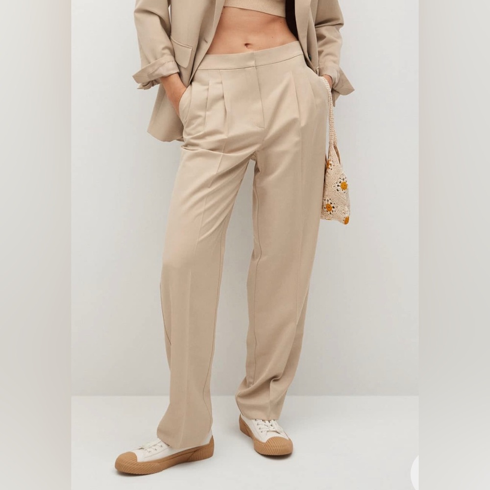 Mango - Pleated Pants - new with tags. Size 32.